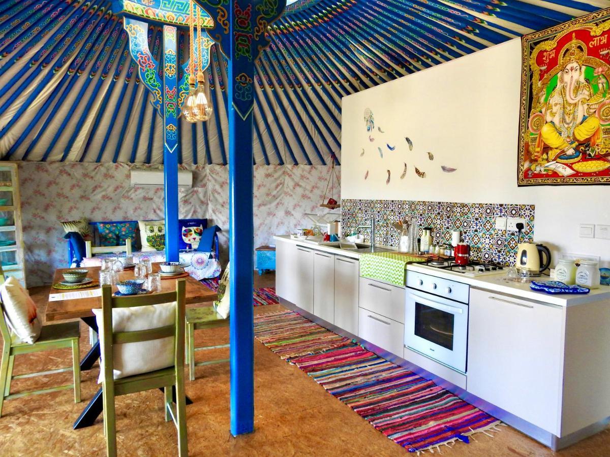 Exclusive Nirvana Yurts Glamping Kato Drys Ngoại thất bức ảnh
